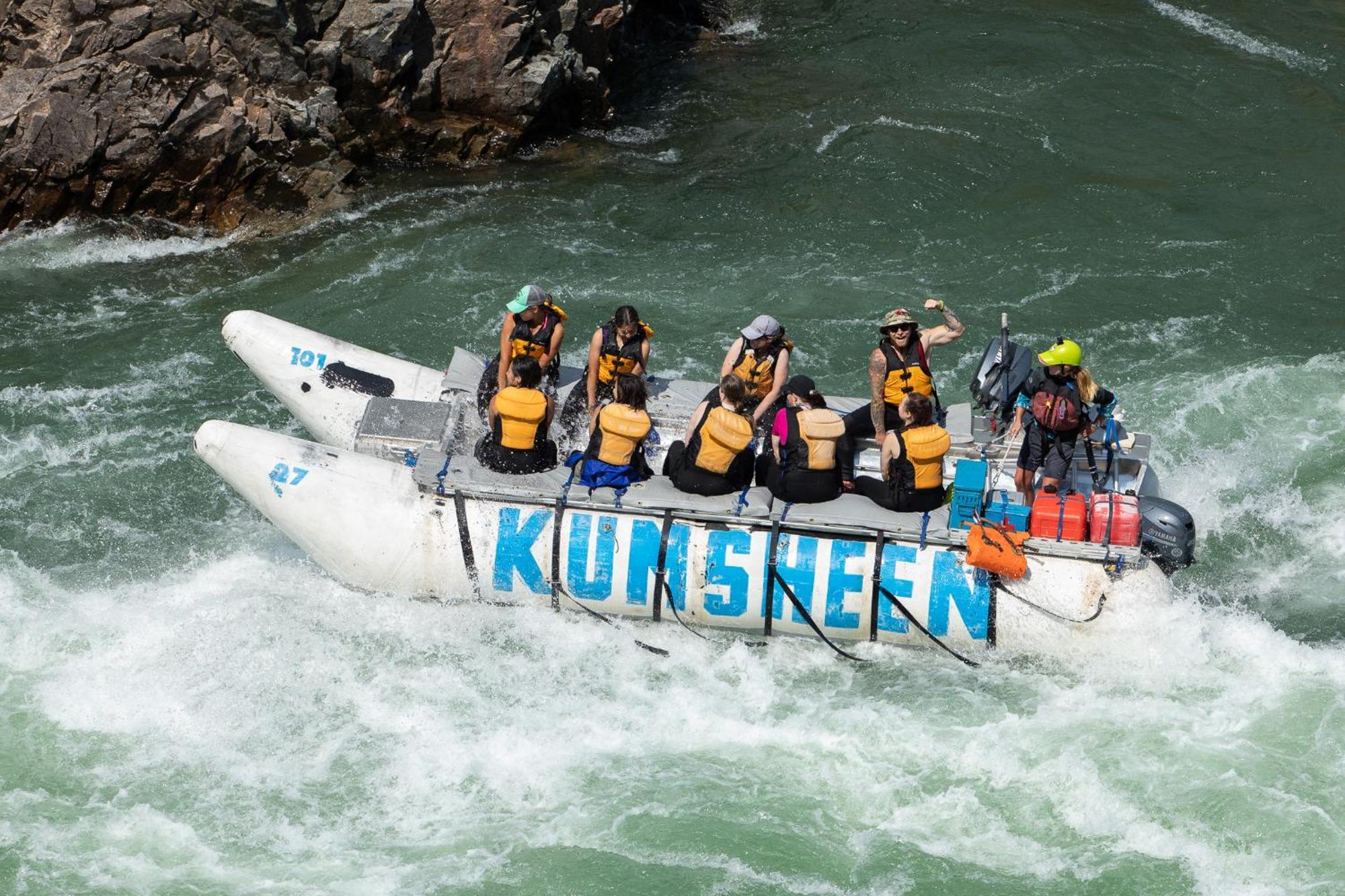 Kumsheen Rafting Resort Lytton Экстерьер фото
